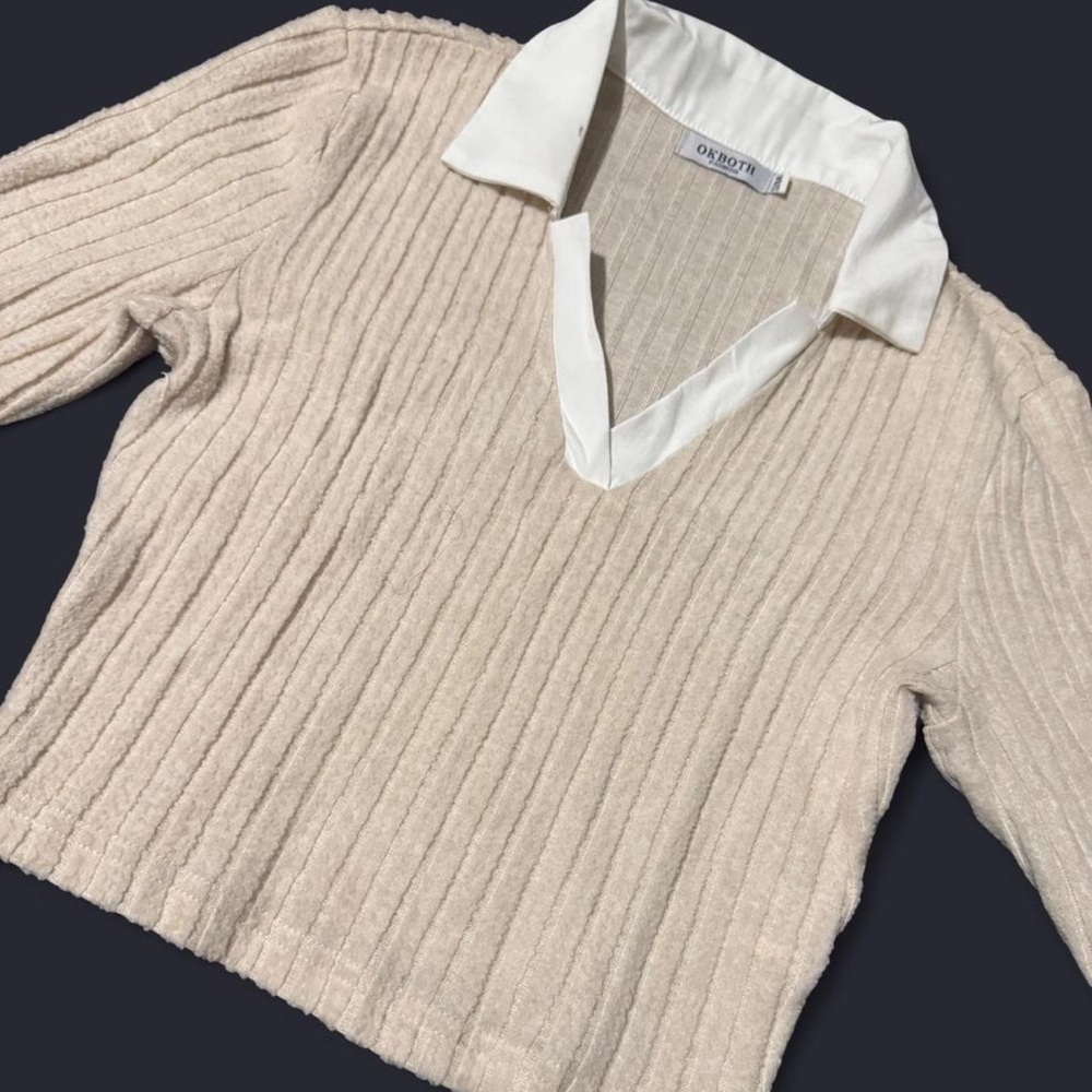 Sweater - Picture 2 of 4